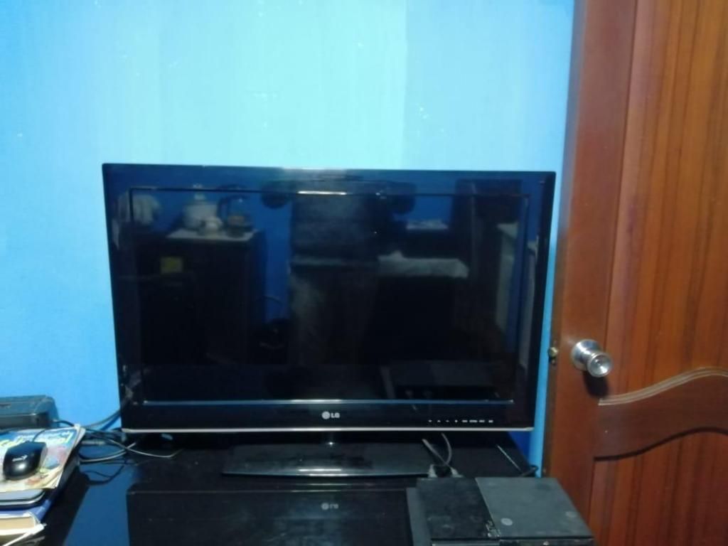 TV LG 32" LCD