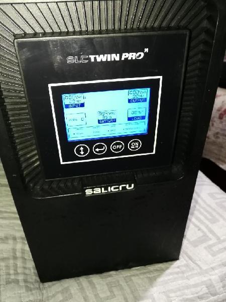 UPS Sistema alimentación ininterrumpida 2000W SLC-2000-TWIN