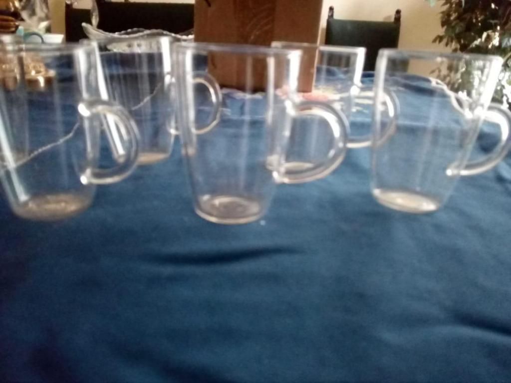 Vasos con asa.