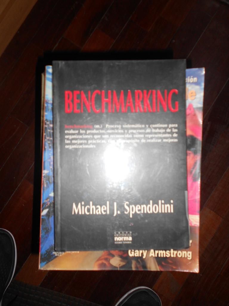 Benchmarking Libro Usado