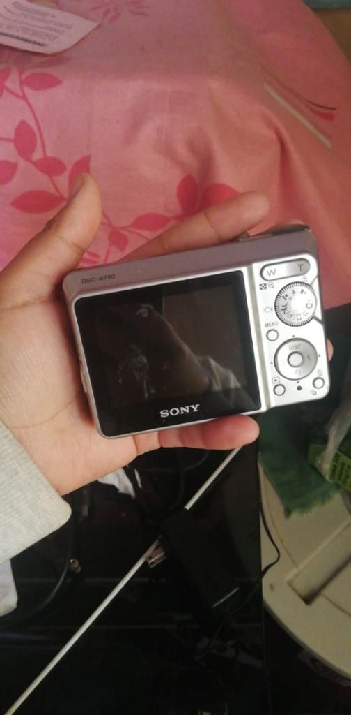 Camara Sony Dsc-s730