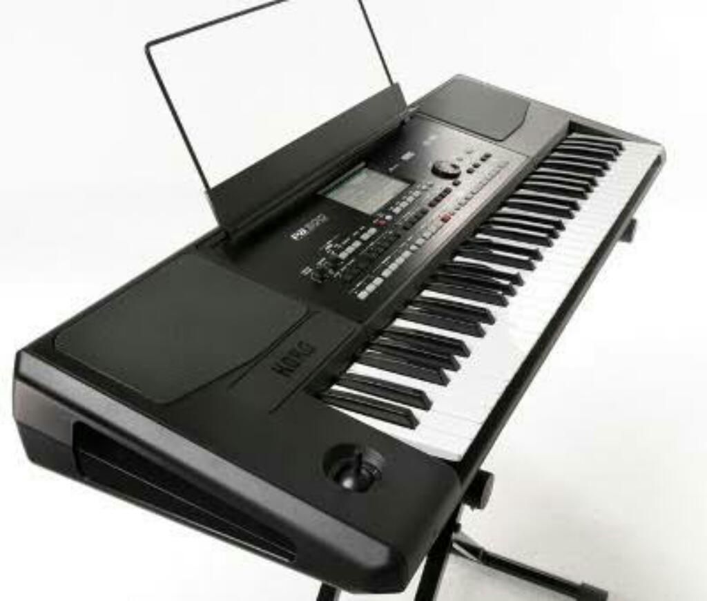 Korg Pa 300