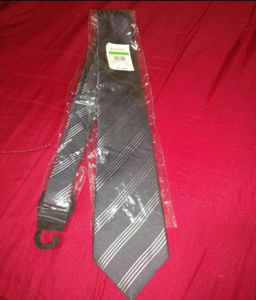 Corbata Nueva Elegante