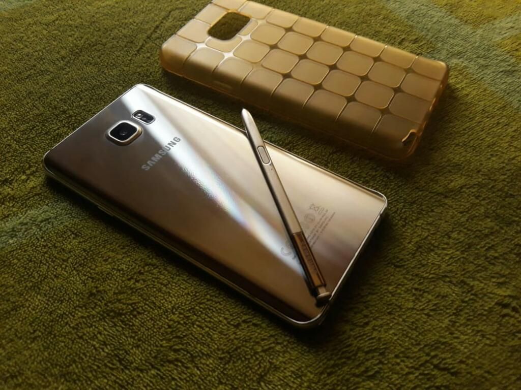 Galaxy Note 5 Gold. Huella,4ram,32gb