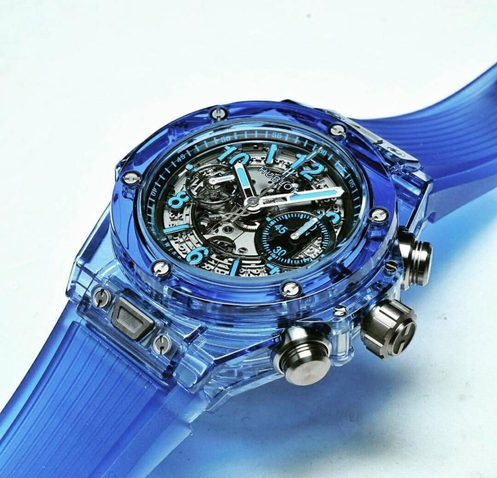 Reloj Azul Transparente