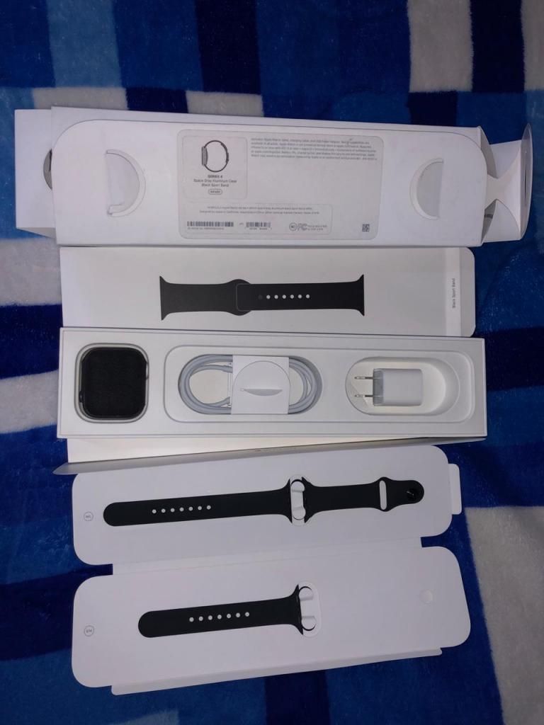 Apple Watch Serie 4 44mm NUEVO, RECIBO EQUIPOS COMO PARTE DE