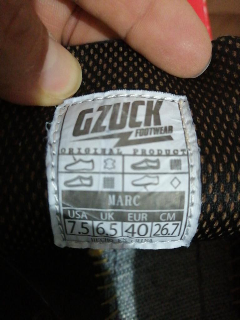 Vendo Zapatillas Gzuck Originales