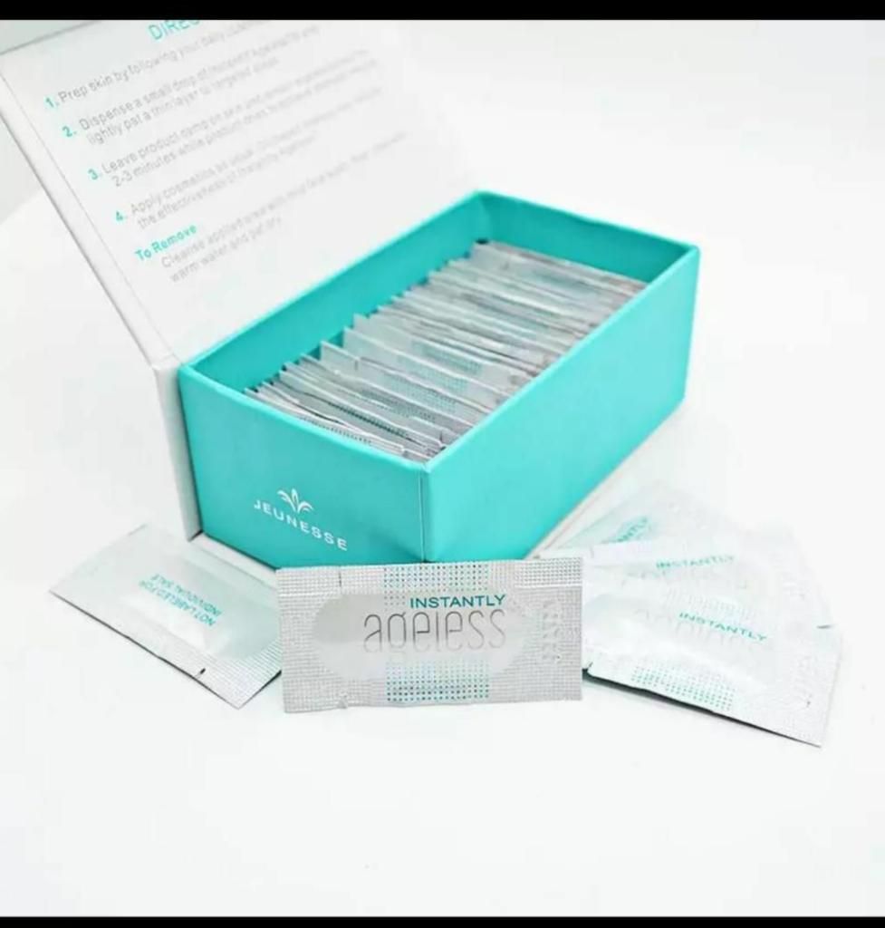 Crema Instantly Ageless