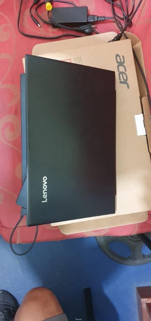 Laptop Lenovo Core I5 de 8va Generación