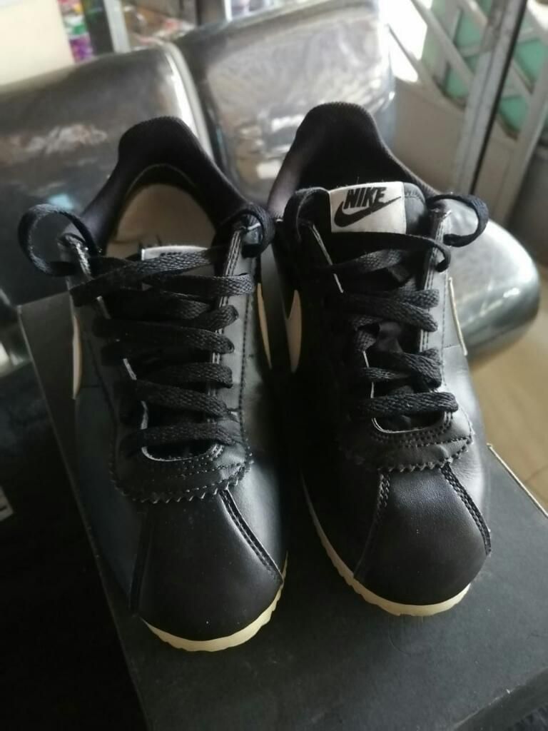 Zapatillas Nike Cortes