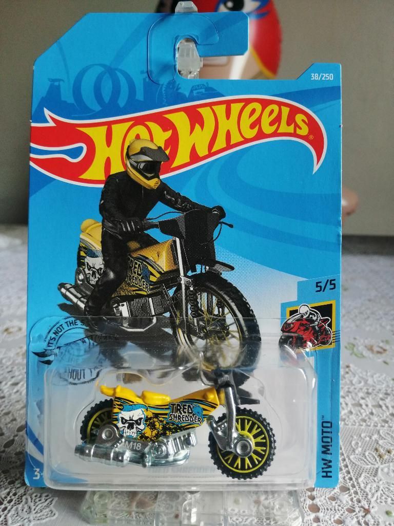 Hot Wheels Moto Tred Shredder