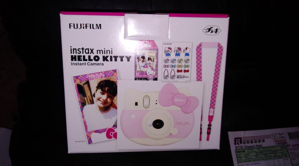 Camara Nueva Hello Kitty Instax Mini