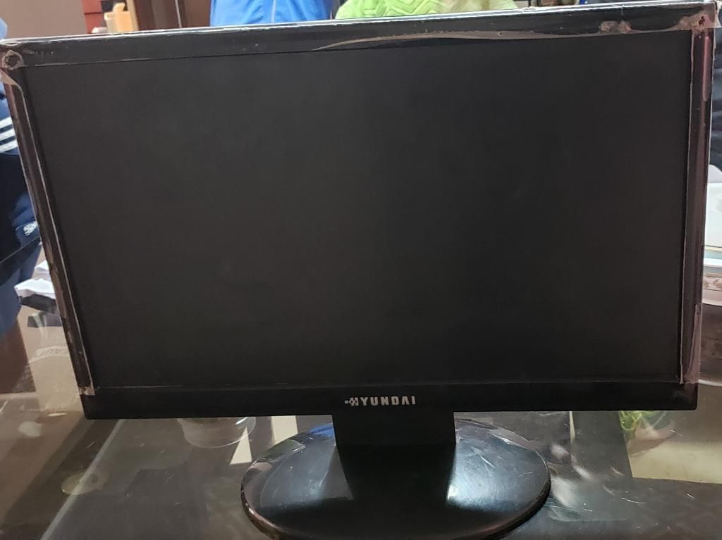 Monitor Hyundai Q96w