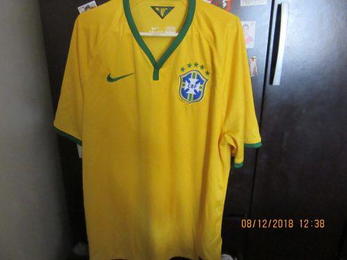 Vendo Camiseta Brasil Original (talla Xl)