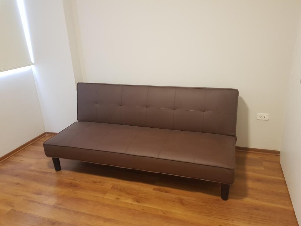 Remato Futon de Cuerina