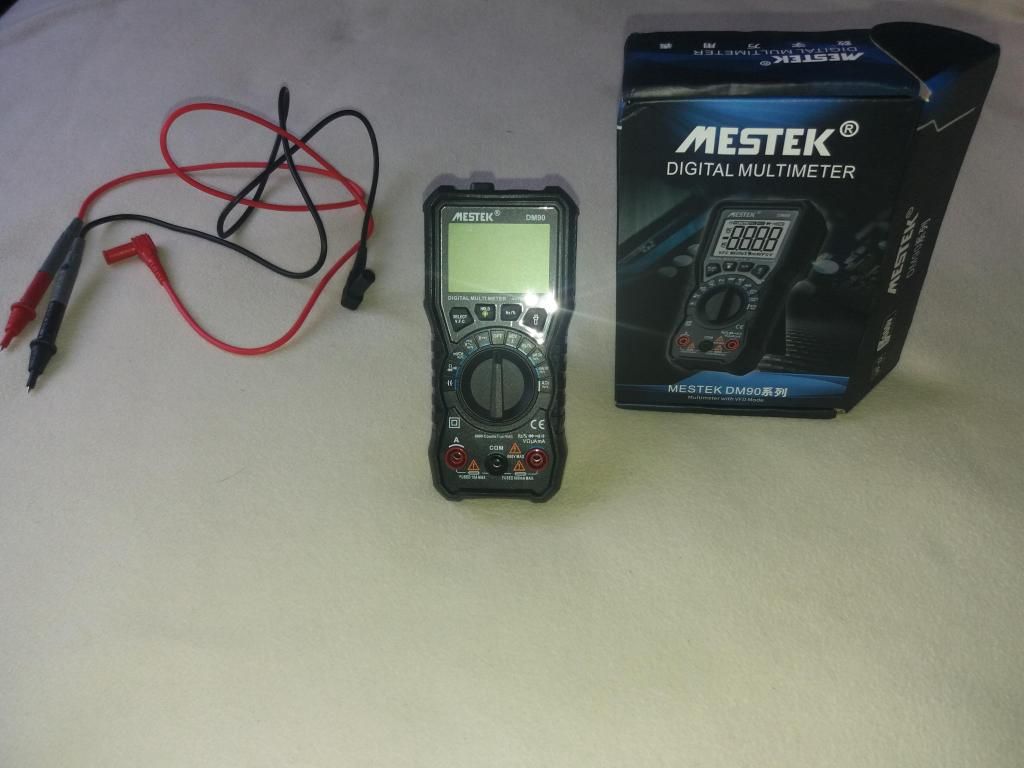 multímetro digital de rango automático Mestek DM90