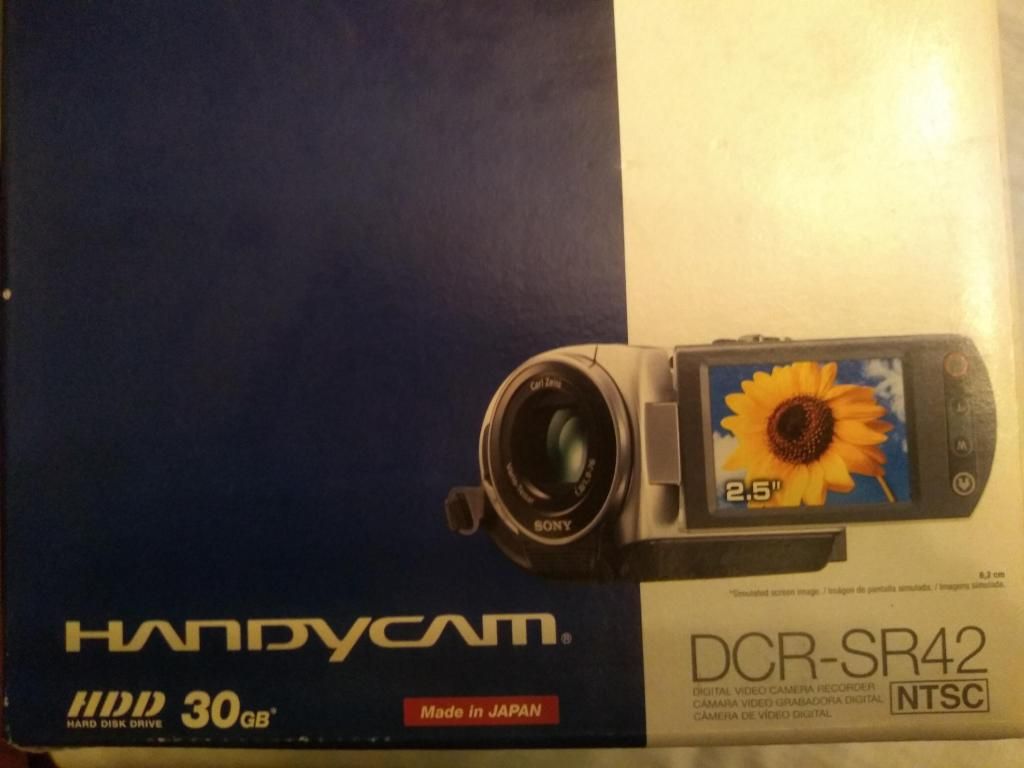 Camara Filmadora Digital SONY 30 GB en caja poquísimo uso