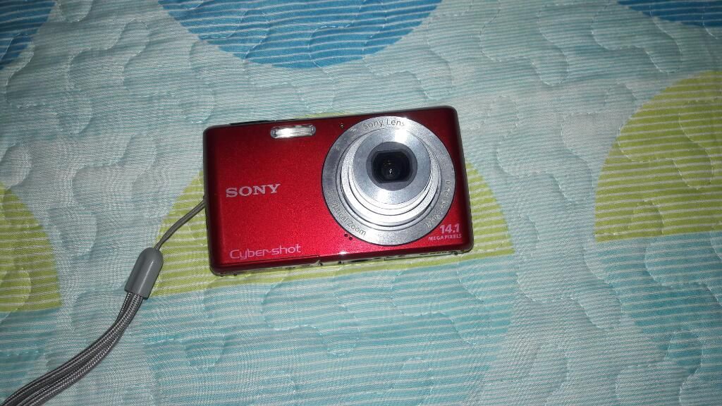 Camara Sony Steady Shot Dsc W620
