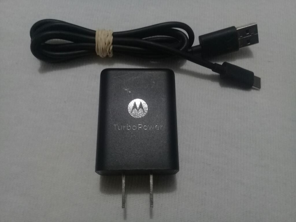 Cargador Turbo Power Motorola