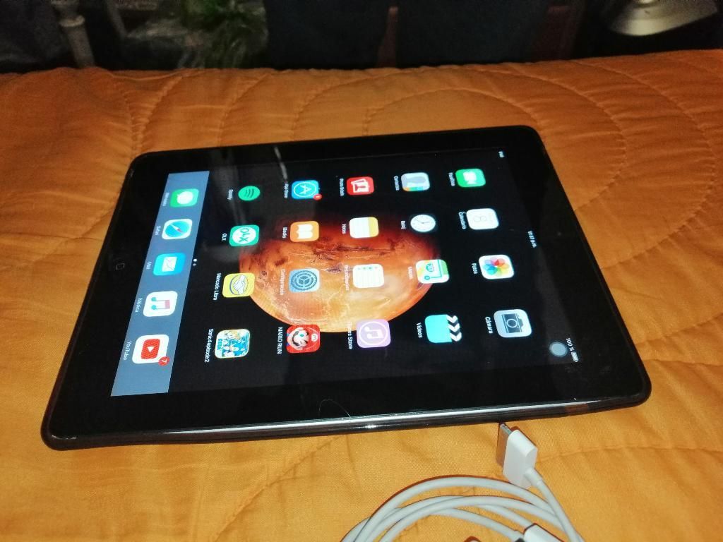 Remato iPad 3ra Generacion con Detalle