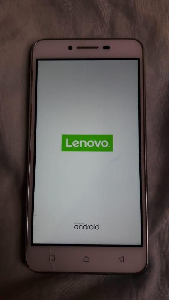 Celular modelo Lenovo AI36