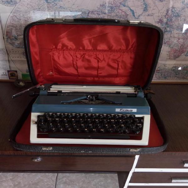 Máquina de Escribir Erika alemana