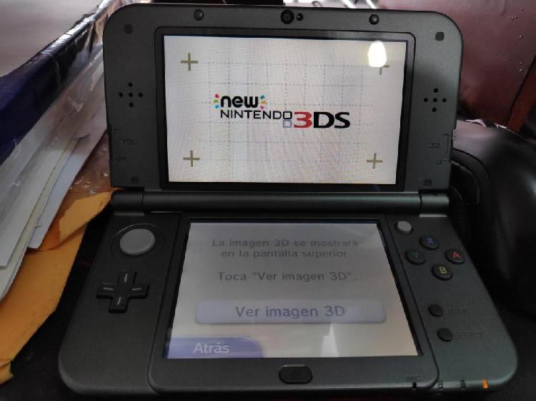 NEW NINTENDO 3DS XL USADO COMO NUEVO CON CARGADOR