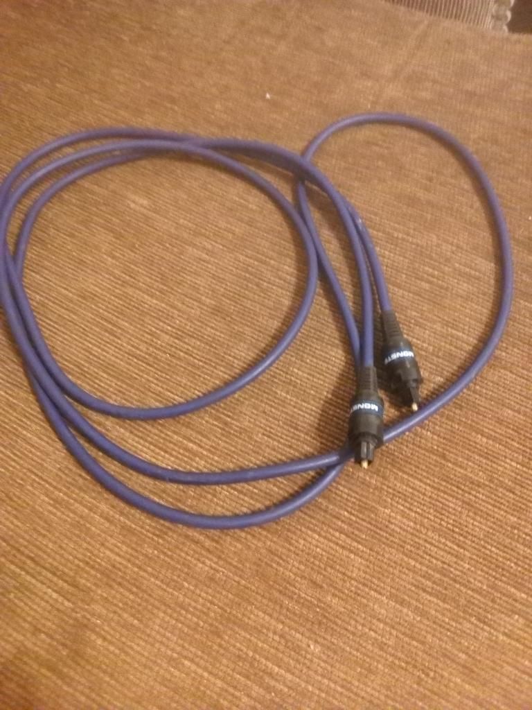 Cable de Fibra Óptica Monster 2mts