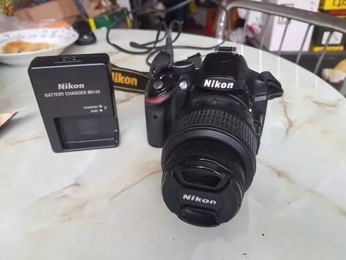 Nikon D Lente mm y Sigma mm f / 4-5.6 dg