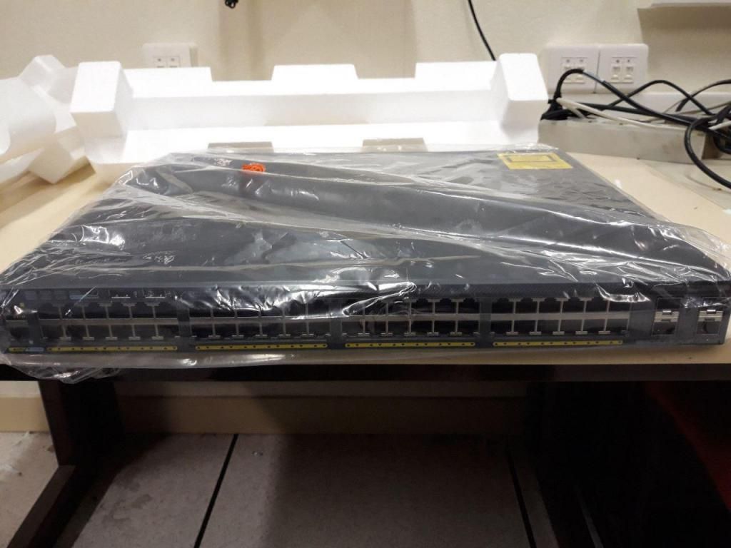 Switch L2 Cisco X-48FPS-L 24 Port Gigabit Full Poe