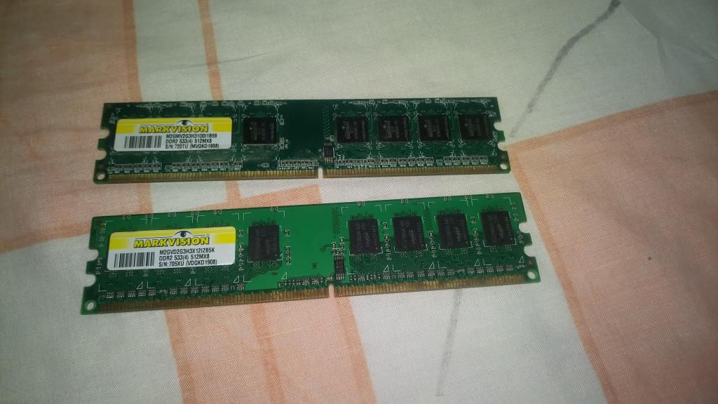 VENDO MEMORIA RAM 512 MBPS / 533 bus