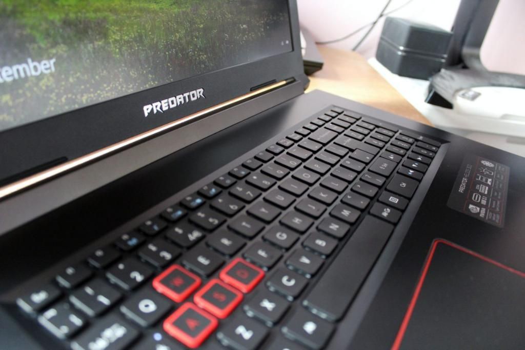 laptop gamer Acer Predator Helios 300 I7 8va de 17.3 / gtx