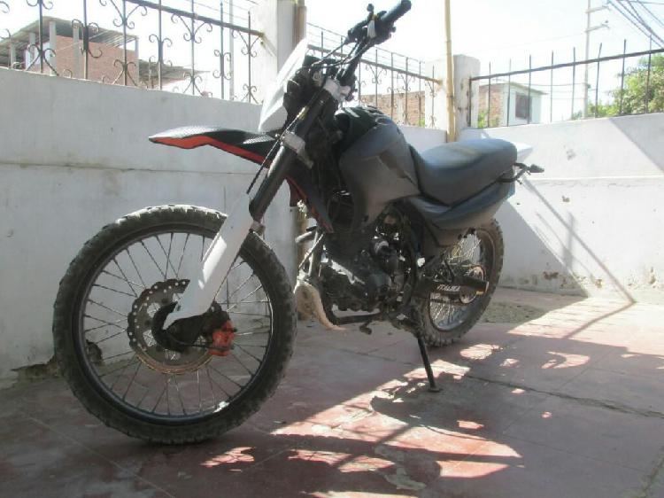 Cross 200 Cm