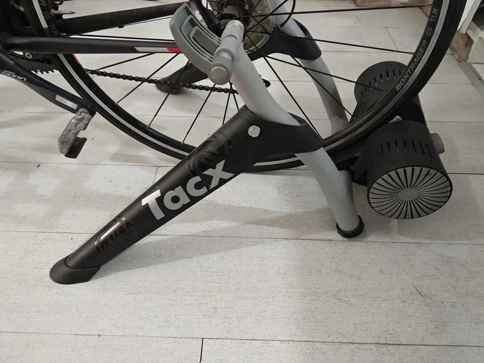 Tacx Bushido smart trainer