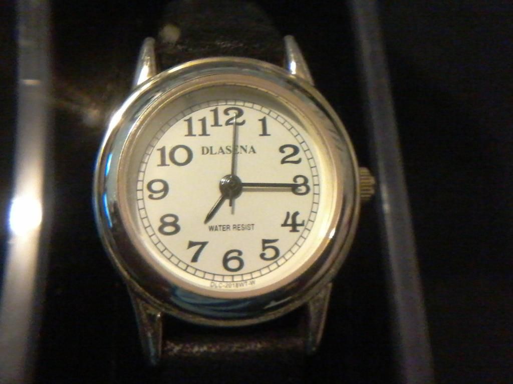 Reloj Dlasena!!.......original japones!!