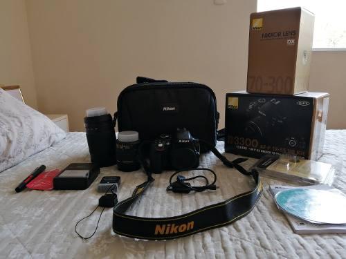 Cámara Nikon D3300 Kit Completo