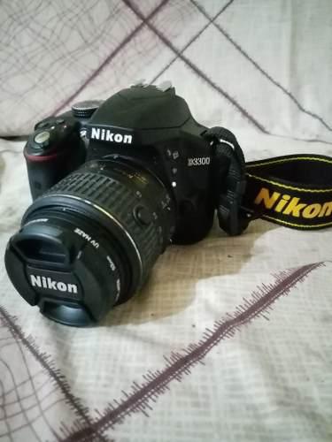 Cámara Nikon D3300 + Lente + Flash + Batería + Trípode