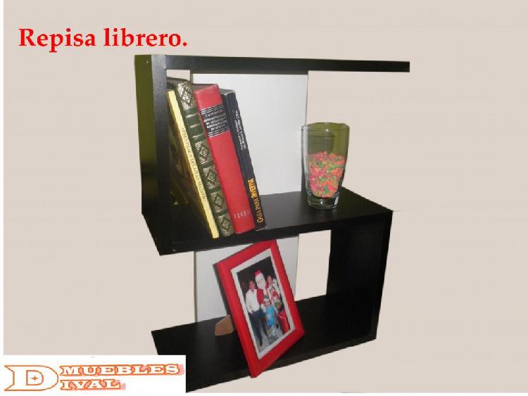 Repisa de libros.