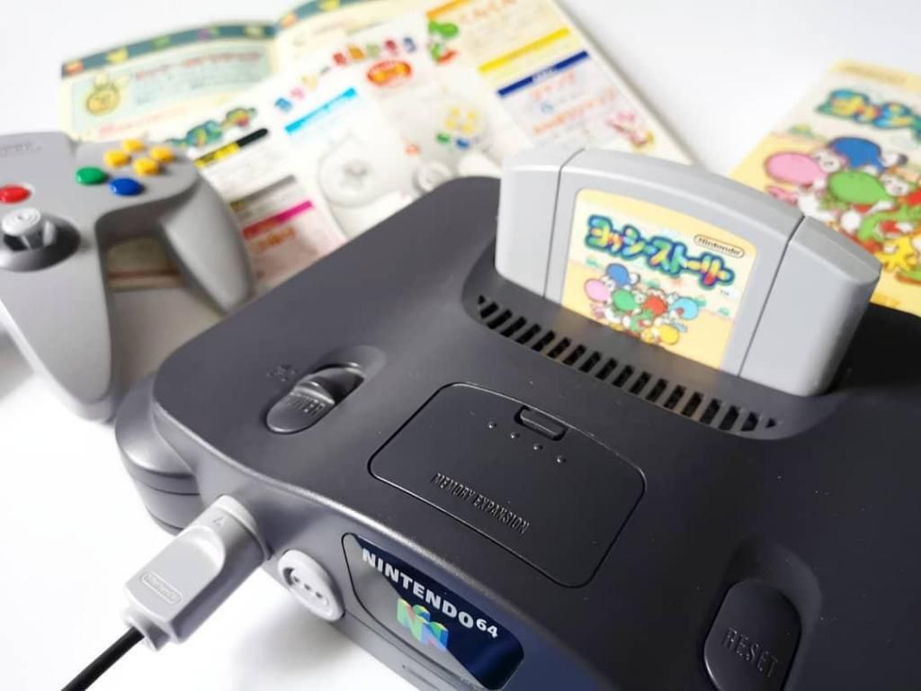 Nintendo 64 completo y juego Yoshi Story