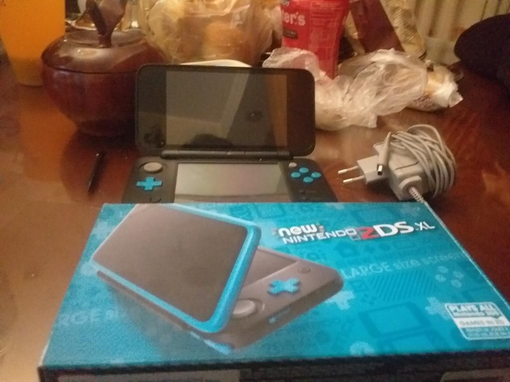 Vendo New Nintendo 2ds Xl