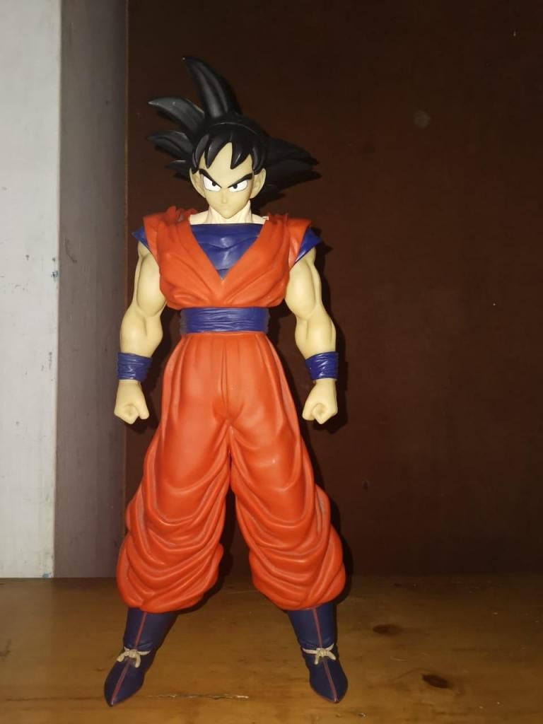 Figura De Colección Dragón Ball Z Goku