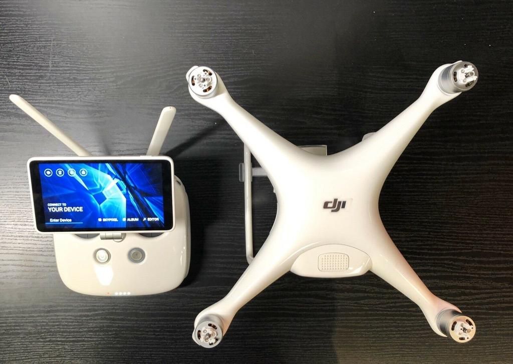 Phantom 4 Pro Seminuevo con Dos Baterias