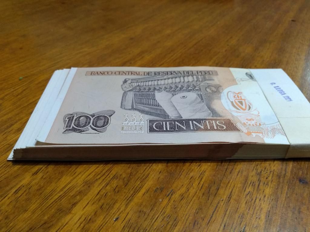 Billetes de 100 Intis