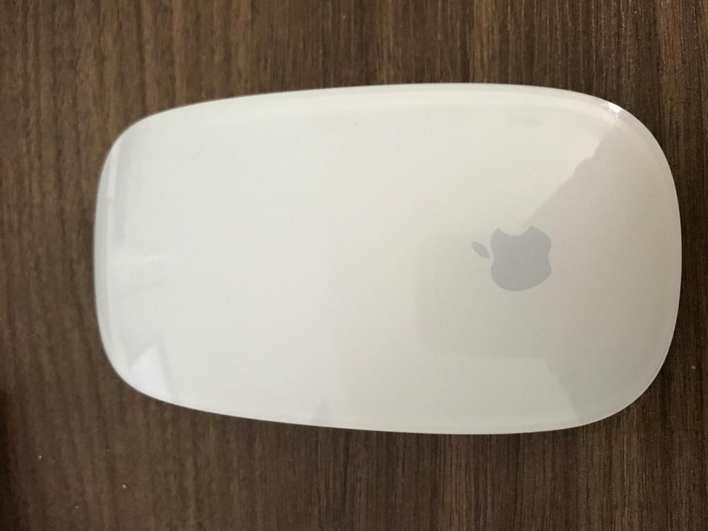 Apple Magic Mouse 1 modelo A