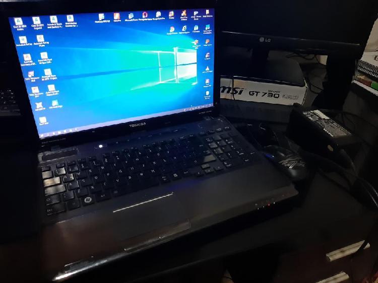 Vendo Laptop Toshiba 15.6, I7, 6gb