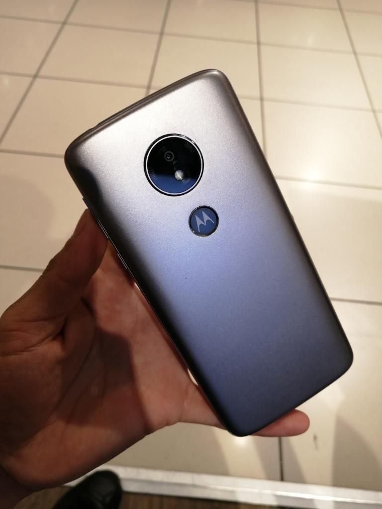 Moto E5 en Buen Estado