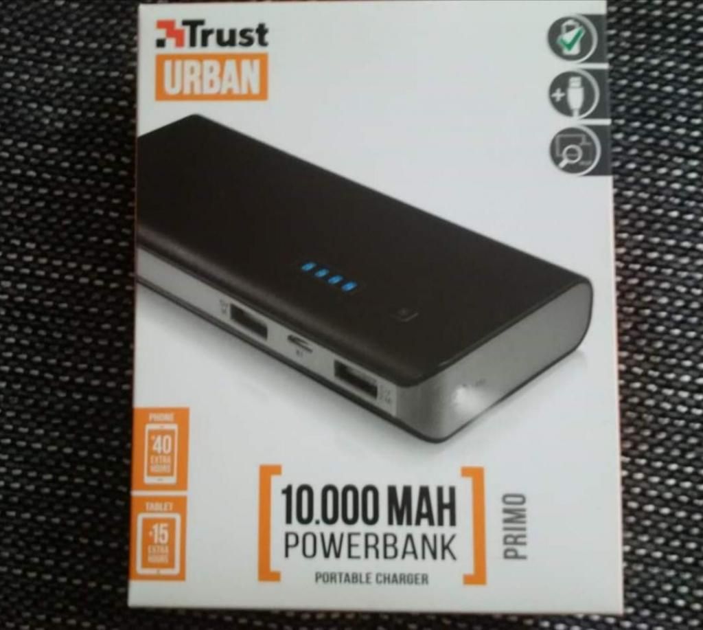 Powerbank Cargador Bateria Portatil Trust  mAh Negro