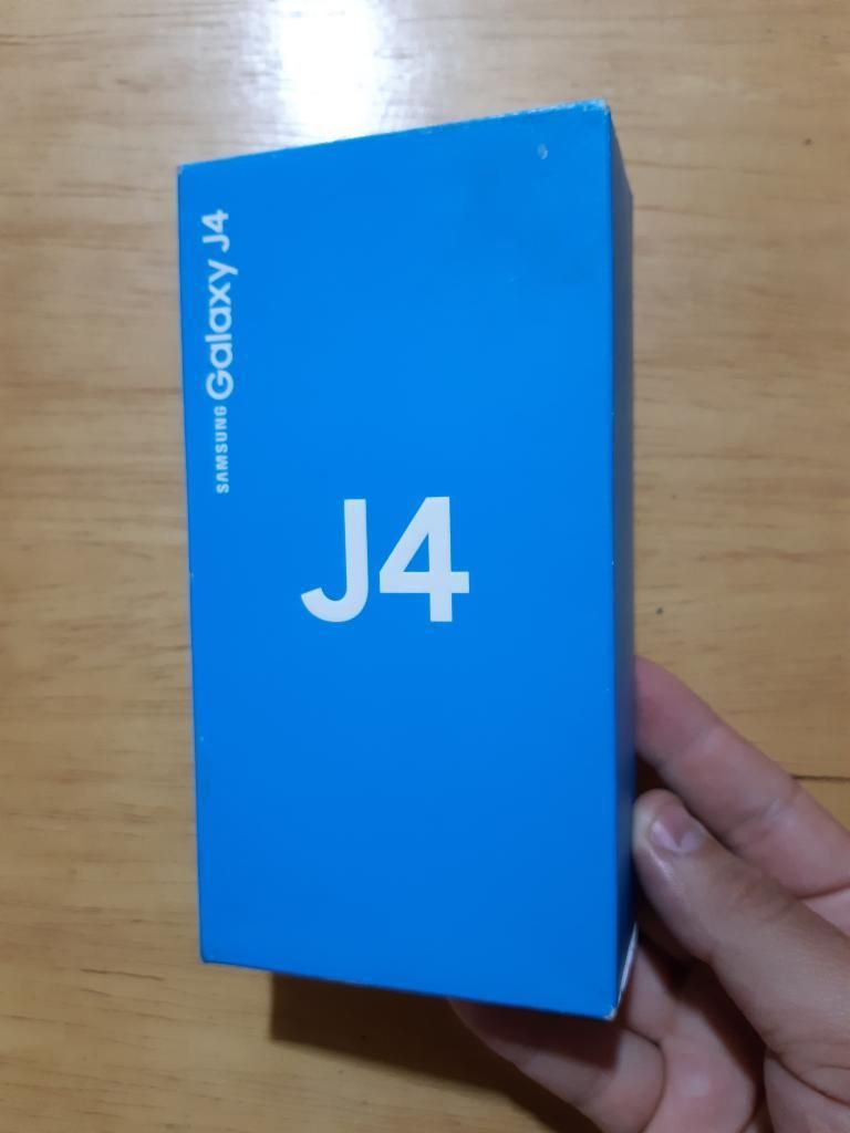 Samsung Galaxy J4 Completo Impecable