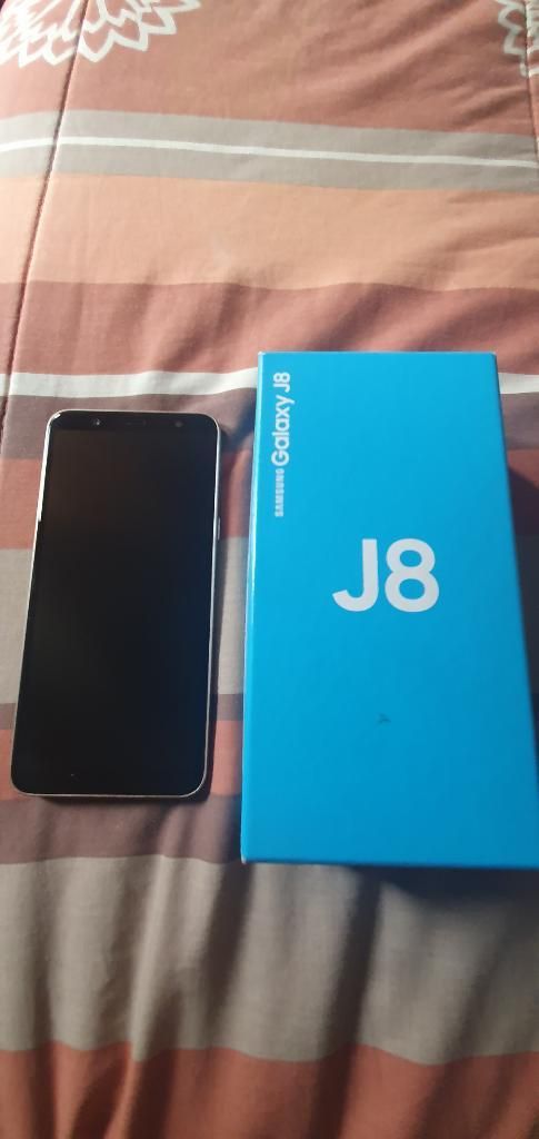 Vendo Samsung Galaxy J8