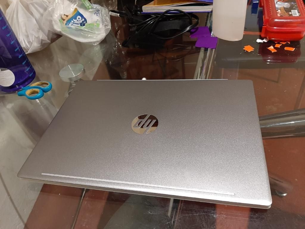 Vendo Laptop Ci5 8th Gen 8ram 1tb Hp